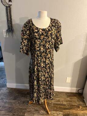 Vintage Tomorrow Made in USA Black Floral Midi Button Down Dress Plus Size 3X
